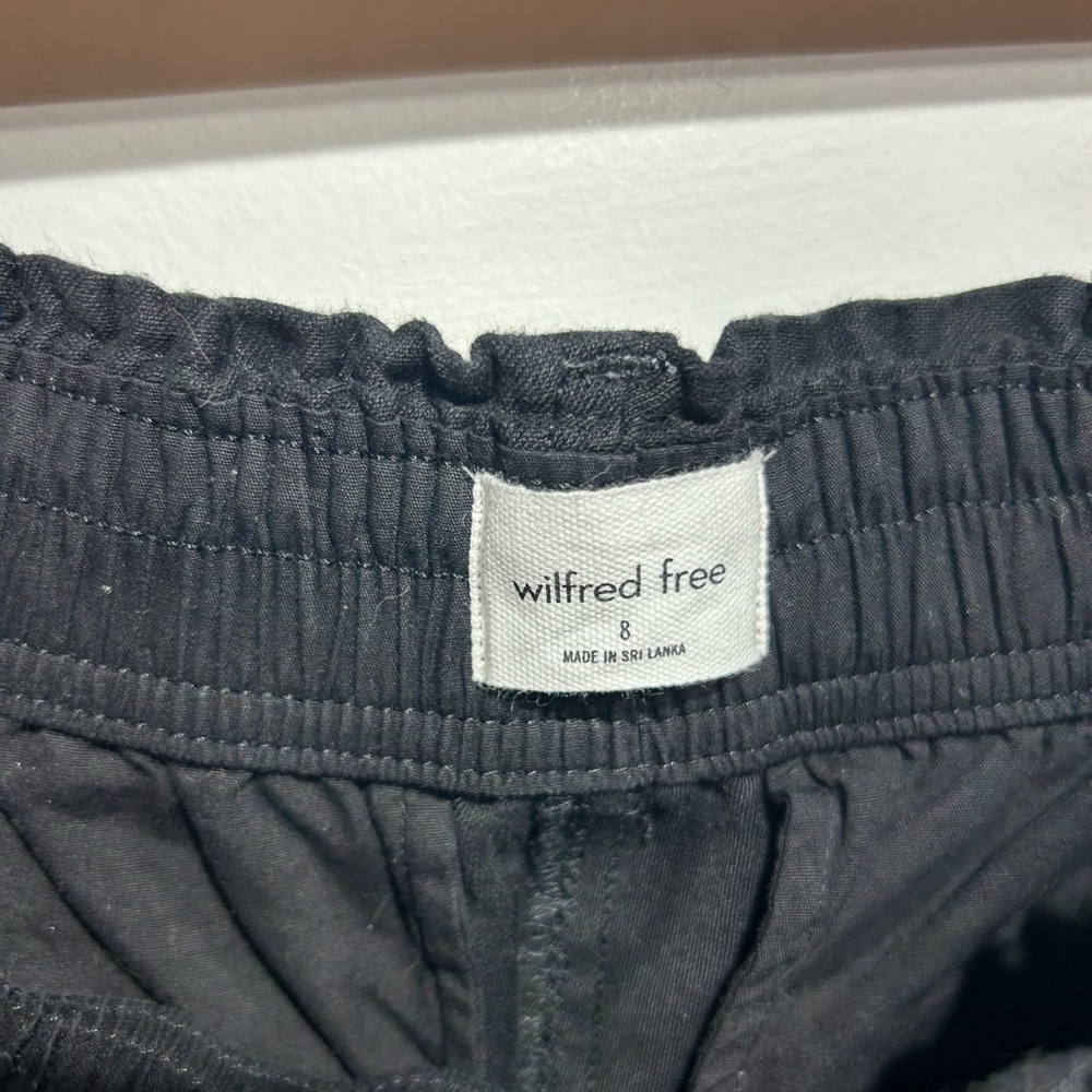 Aritzia Wilfred Free Gaia Cargo Pants // Black // Size 8 // NWT - Picture 8 of 14